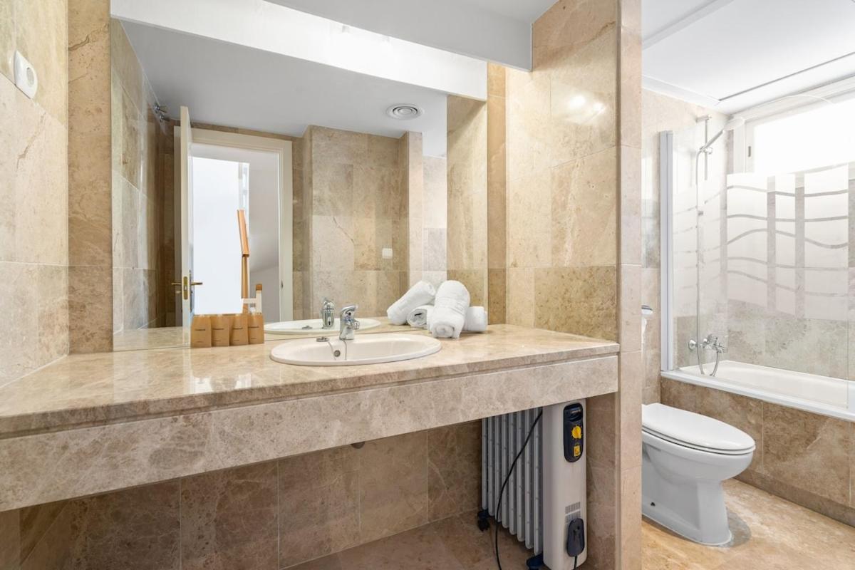 Explore Life At Naranjos - Rdr453 Marbella